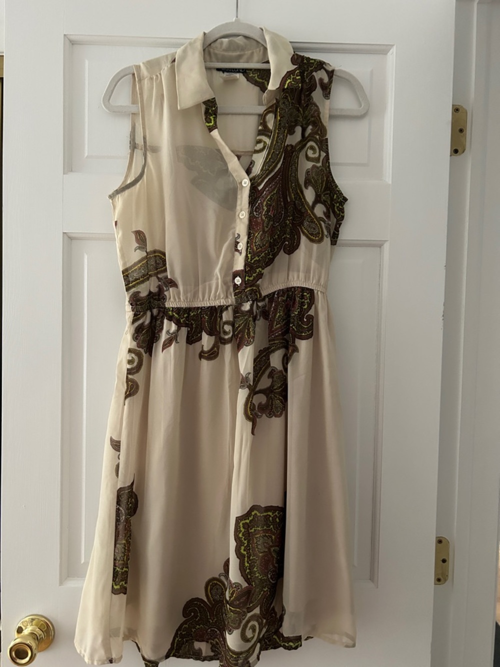 Sleeveless Cream Paisley Midi Dress with Collared V-Neck